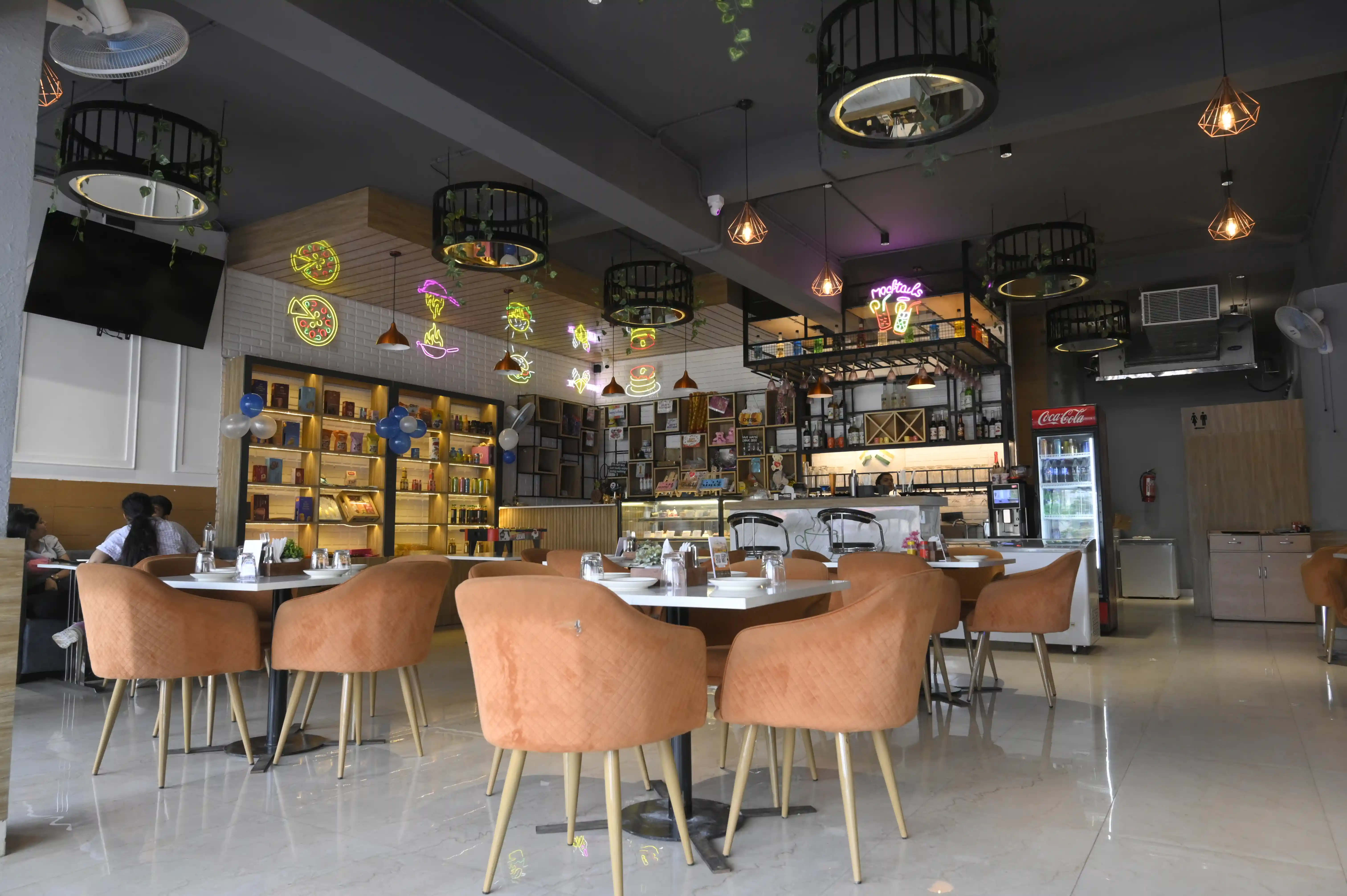 CIAANA Cafe & Kitchen - Party Hall Service